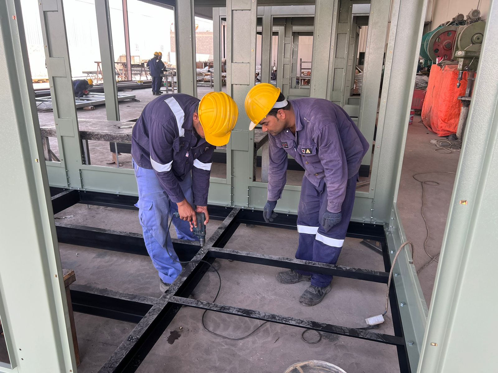  مصنع أعمال عون لمنتجات الحديد 