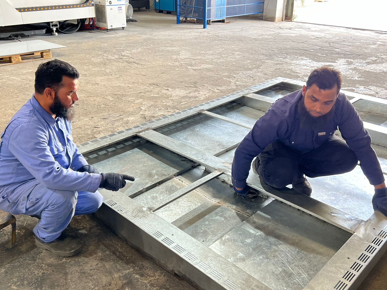  مصنع أعمال عون لمنتجات الحديد 