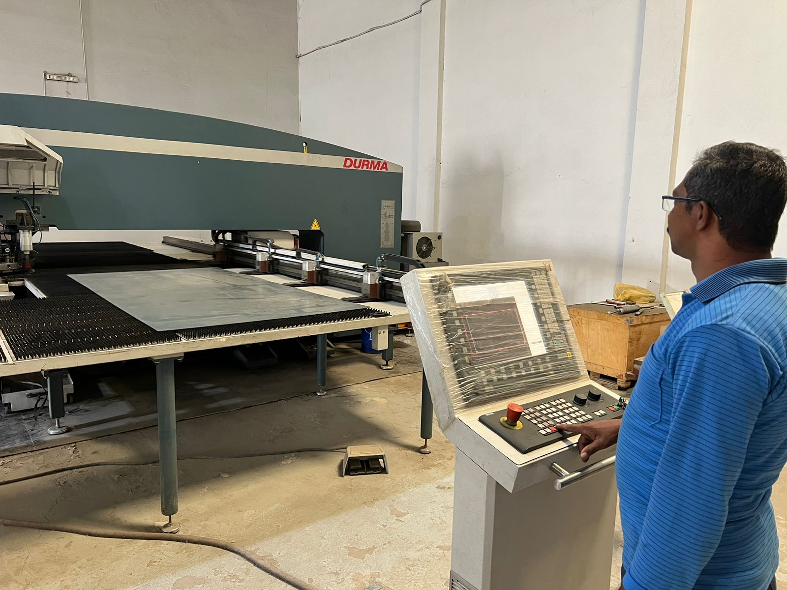  مصنع أعمال عون لمنتجات الحديد 