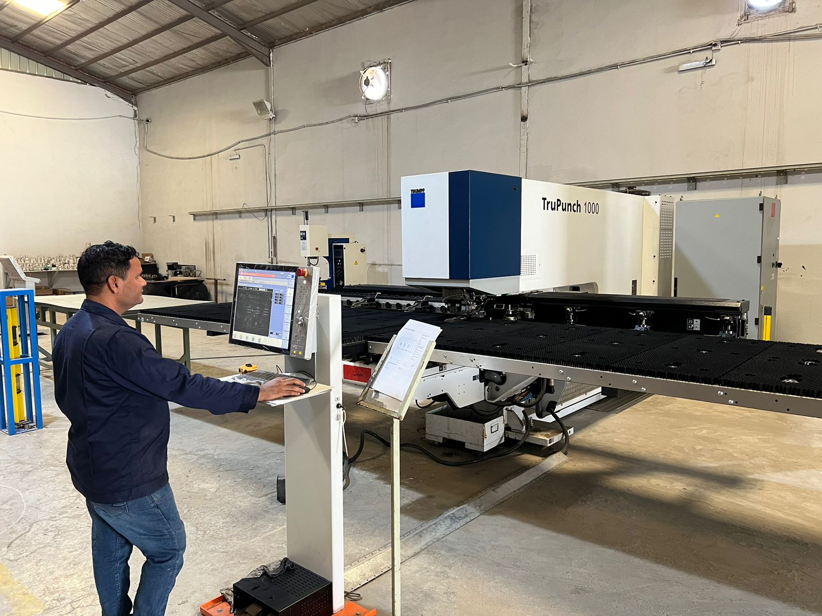  مصنع أعمال عون لمنتجات الحديد 